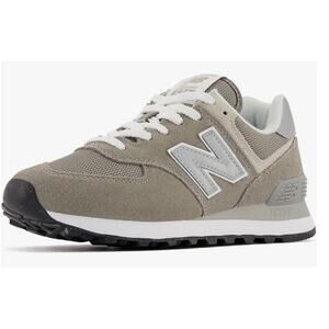 New Balance Women's 574 Core Sneaker size 6